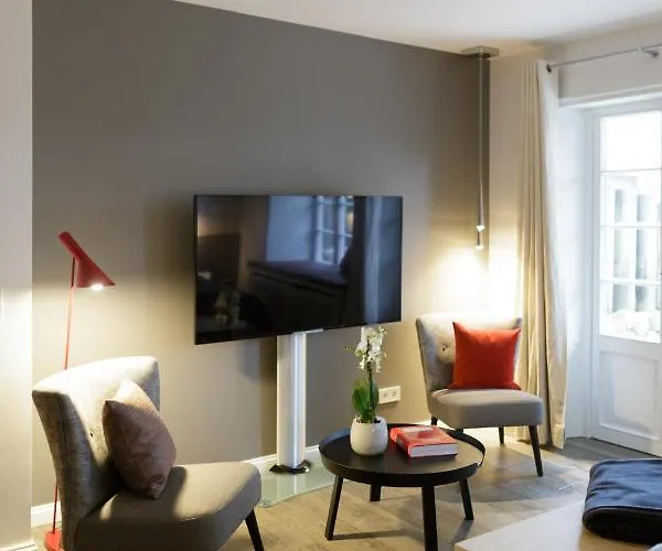 Aarnhoog Hotel 3*