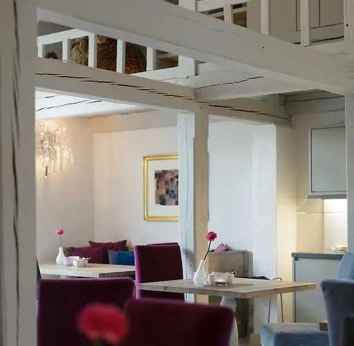 Aarnhoog Hotel 3*