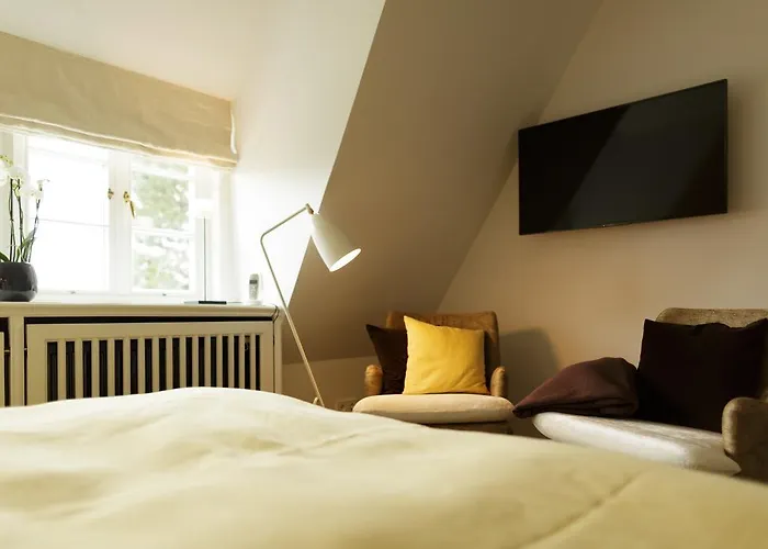 Hotel Aarnhoog 3*